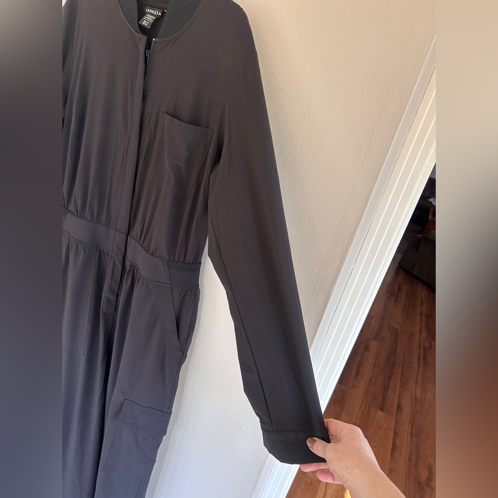 ATHLETA Brooklyn Long Sleeve Jumpsuit Black Utility Cargo Outdoor Travel 10 Tall - Picture 6 of 16
